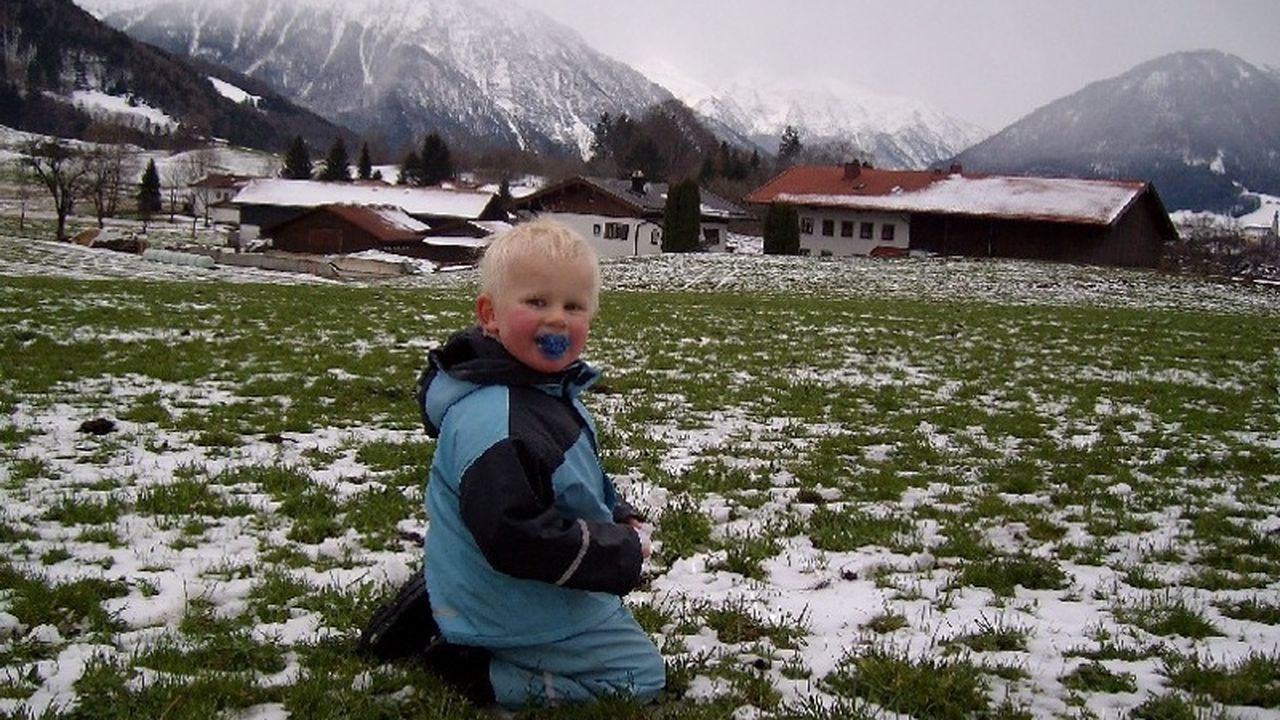 Kinder fühlen sich das ganze Jahr über bei uns wohl Kinder fühlen sich das ganze Jahr über bei uns wohl